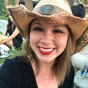 Meet your Posher, Amanda